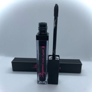 Matte Lipstick (Black)
